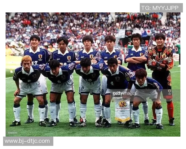 小野申二:日本足球传奇的成长历程与辉煌成就解析