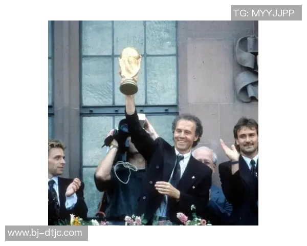 德国足球明星盘点德甲赛场上的璀璨之星与传奇人物